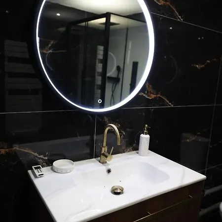 Lejlighed Luxurysuite Saint-Laurent (Ardennes)